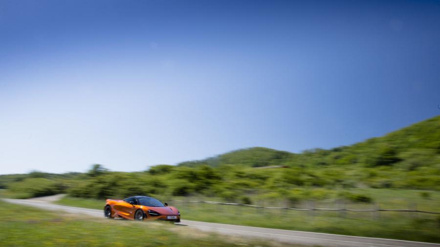  McLaren 720S Coupe 2017 года  (WW) (фото 90 из 160)